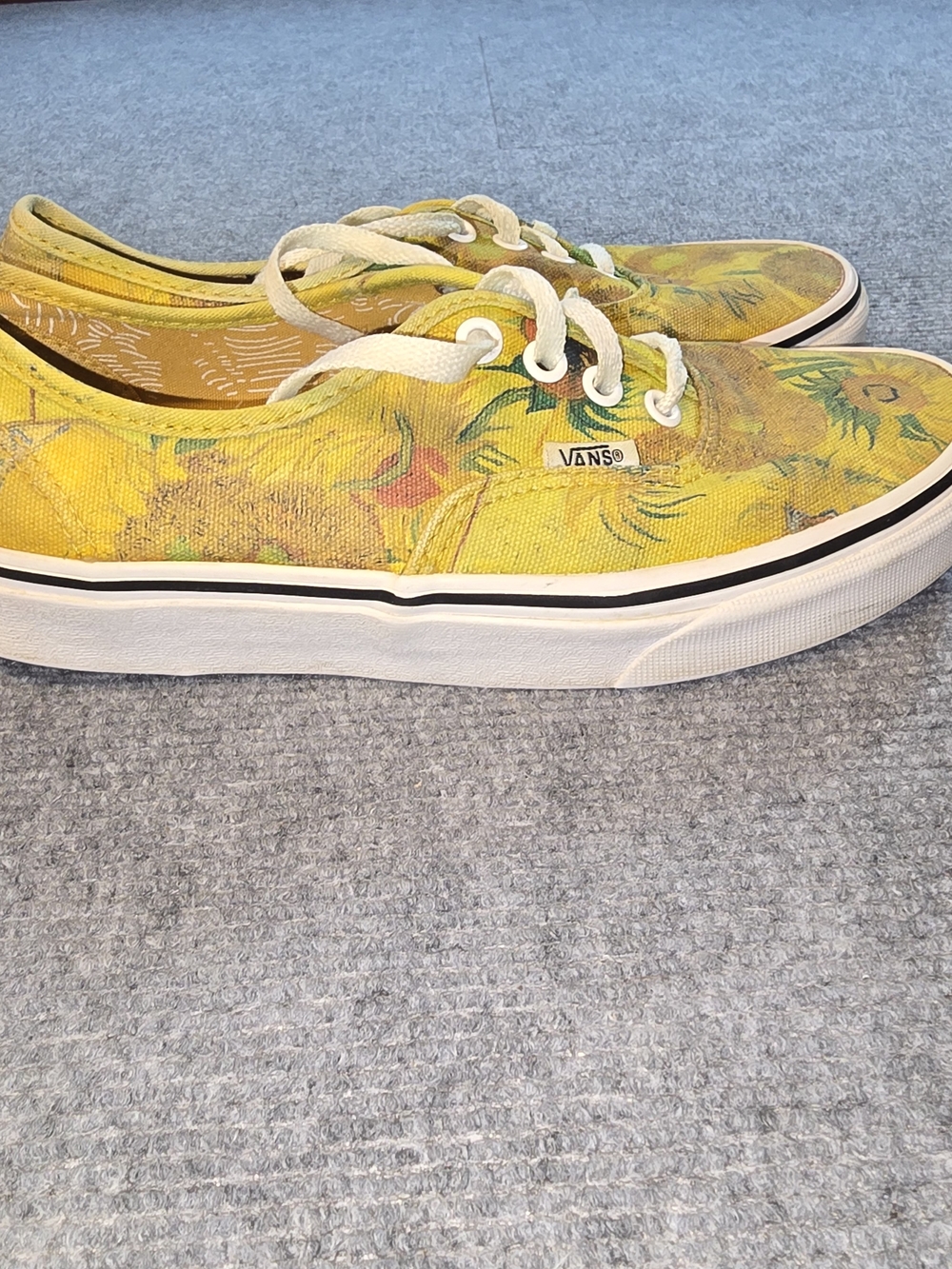 Vans x Van Gogh Museum Sunflowers Authentic Sneakers Women’s 7 Men’s 5.5 Rare